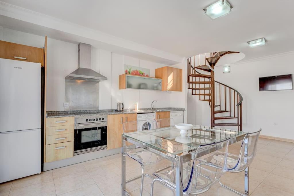 Pleasant Duplex San Juan With 2 Bedrooms Guía de Isora Dış mekan fotoğraf