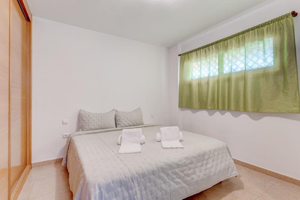 Pleasant Duplex San Juan With 2 Bedrooms Guía de Isora Dış mekan fotoğraf